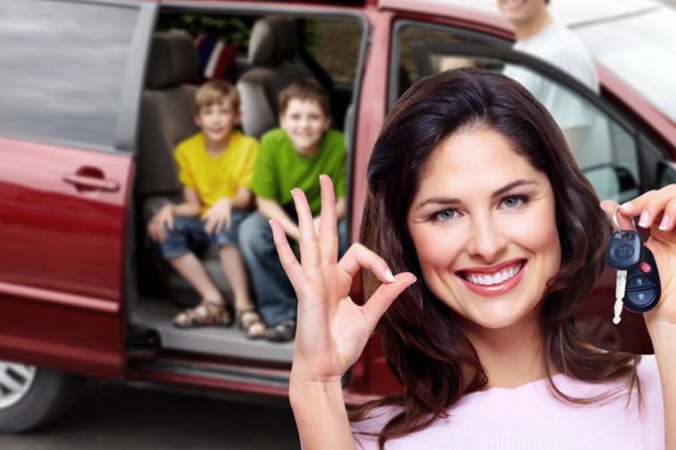 Family vacation with a mini van: Handy advice for comfortable road trips!