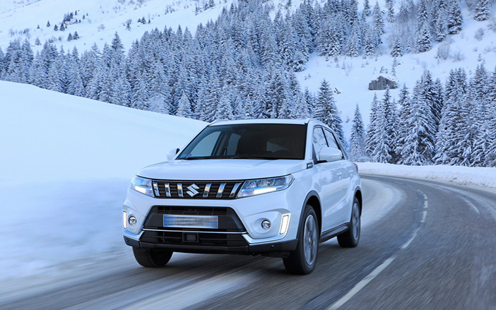 Discover beautiful mountain destinations in Greece with your Suzuki Vitara